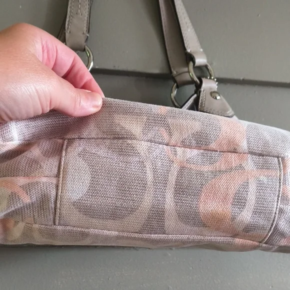 Coach Pink and Gray Shoulder Bag with Slouchy Hobo Design - Picture 8 of 8
